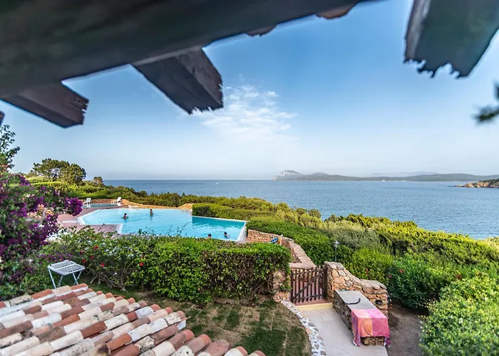 Punta Volpe With Pool - Happy